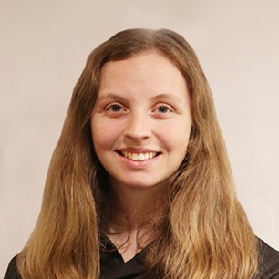 Headshot of Caitlin Hill