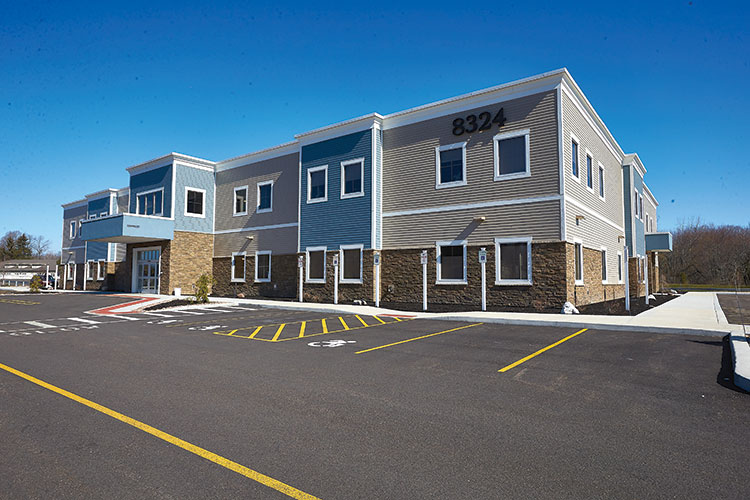 Exterior of the new office at 8324 Oswego Rd in Liverpool Syracuse Orthopedic Specialists